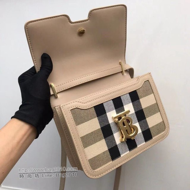 Burberry專櫃新款女包 巴寶莉TB專屬標識小號鎖扣包肩背斜背女包  db1134